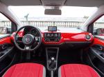 Volkswagen Cross up! 2013 года